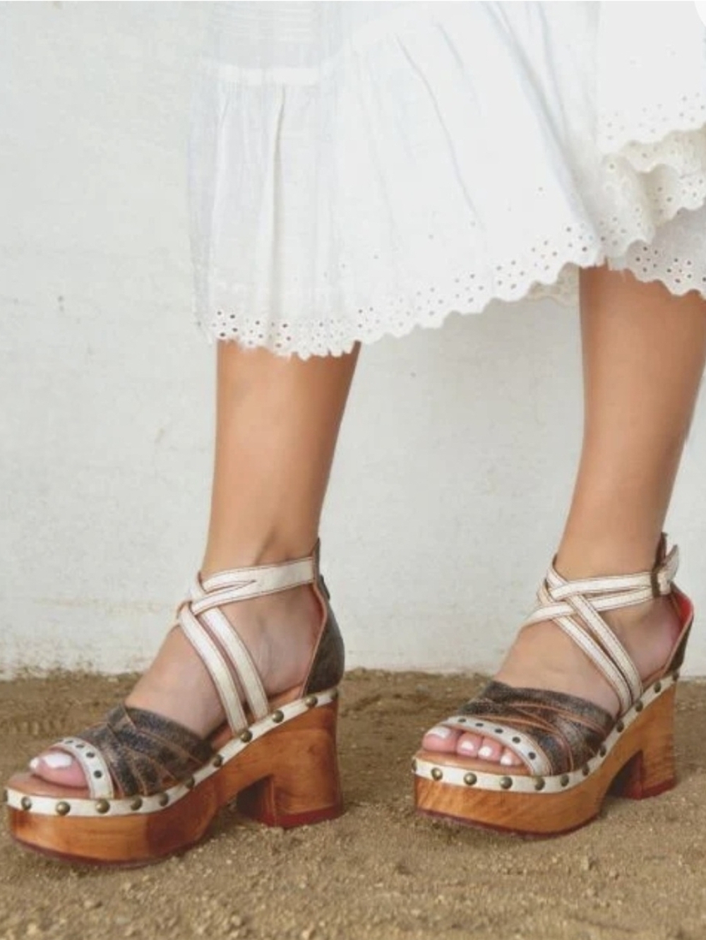 Bed Stu Antonelli Nectar Lux Distressed Leather Wooden Platform Sandals